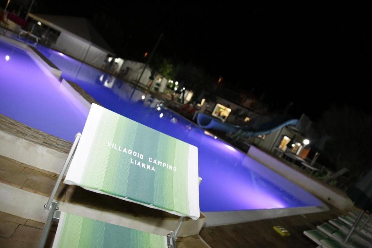 מרינה די מונטנרו Lianna Beach Resort מראה חיצוני תמונה